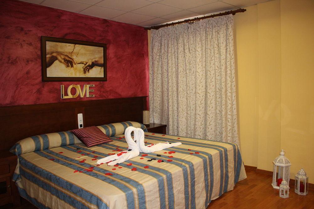Hotel La Curva Albolote Kültér fotó