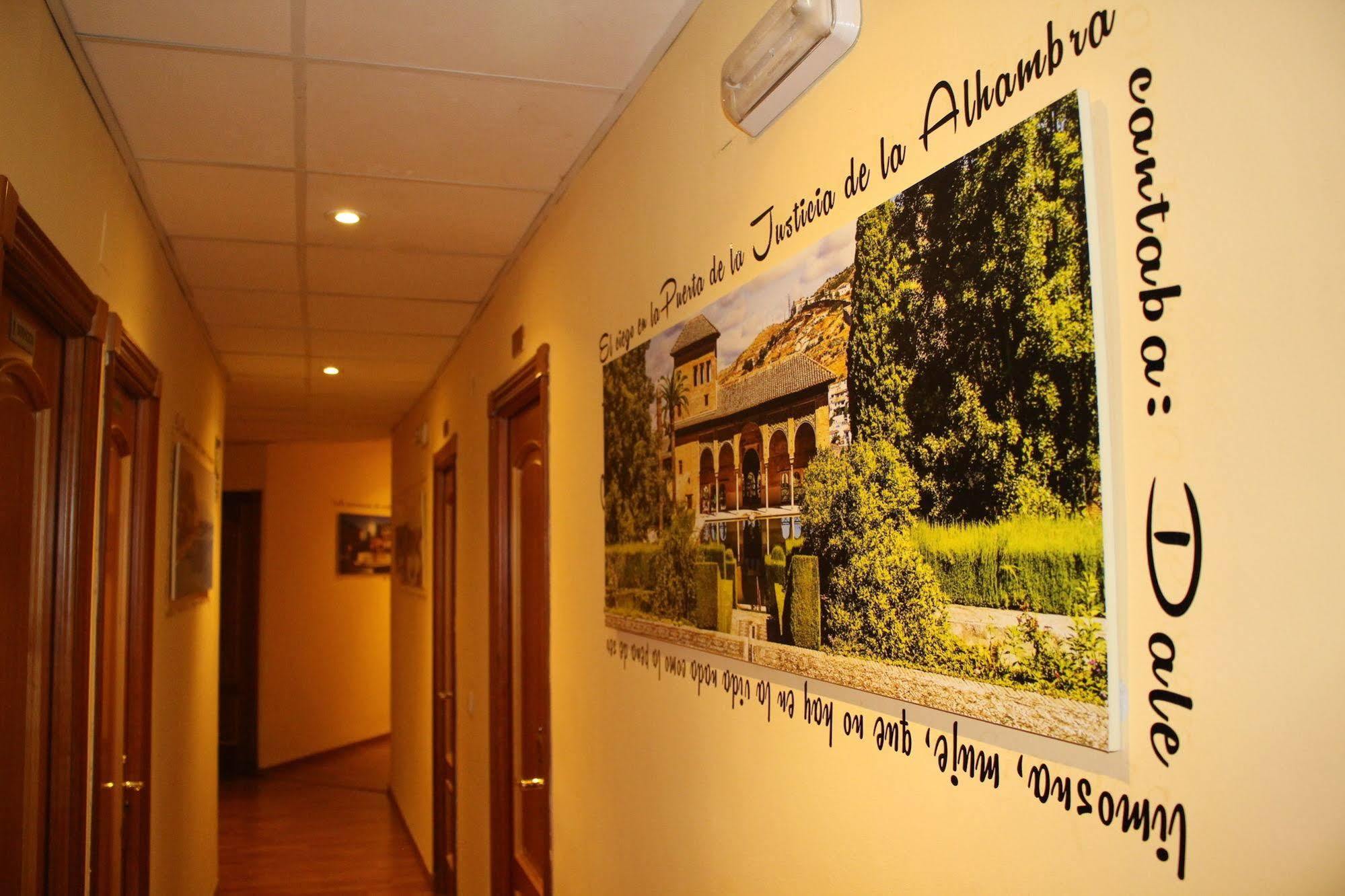 Hotel La Curva Albolote Kültér fotó