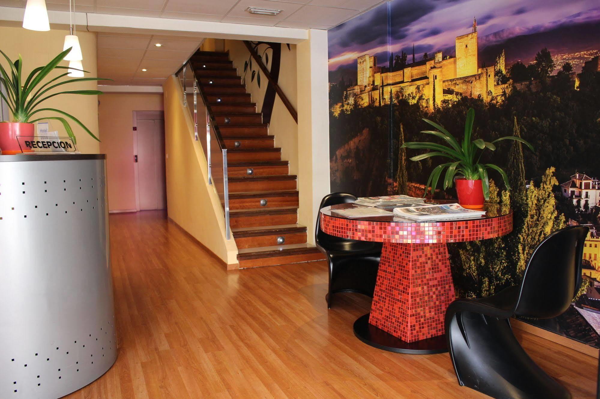 Hotel La Curva Albolote Kültér fotó