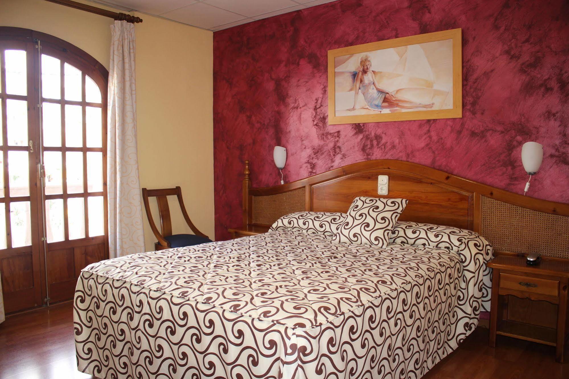 Hotel La Curva Albolote Kültér fotó
